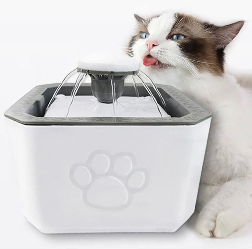 Fuente de agua bebedero eléctrico para mascotas 2.5L